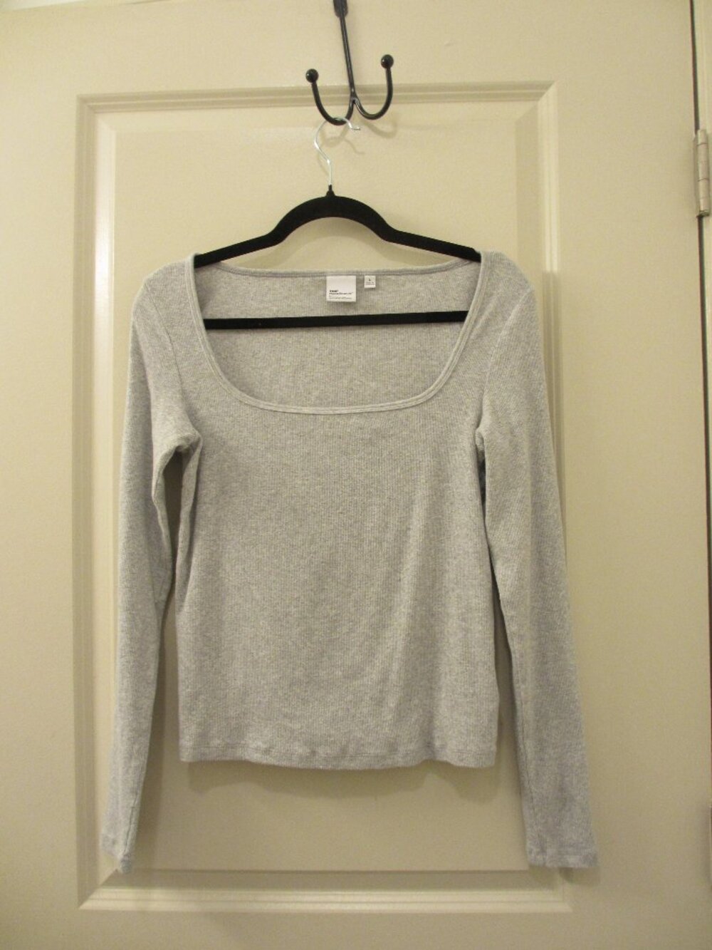 Aritzia TNA Homestretch Ribbed Square Neck Long Sleeve T Shirt in Gray Size L